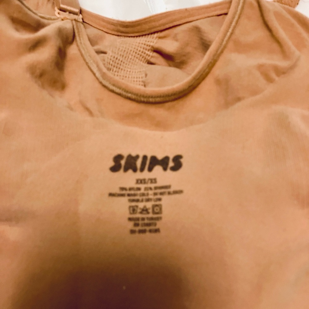 SKIMS Tan Bodysuit - Picture 5 of 5